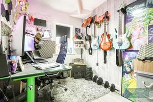 Photo 4- click for photo gallery